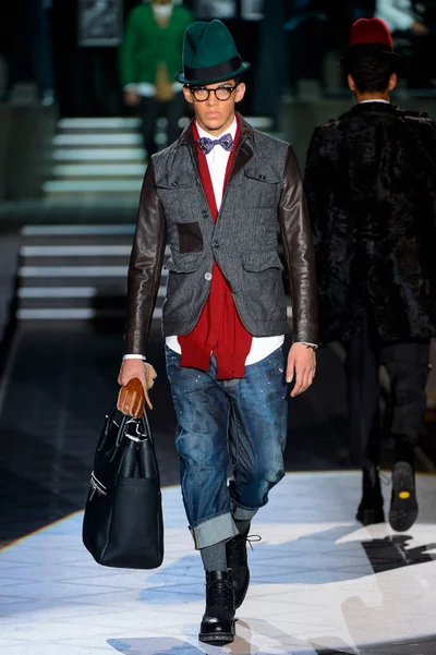 Look 17
